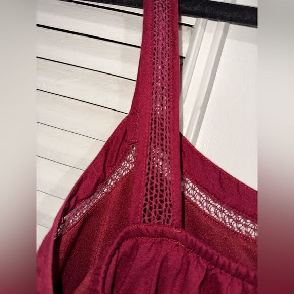 American Eagle Maroon Wine Boho Crochet Lace Eyelet Strappy Mini Dress‎ Size M - Picture 9 of 10